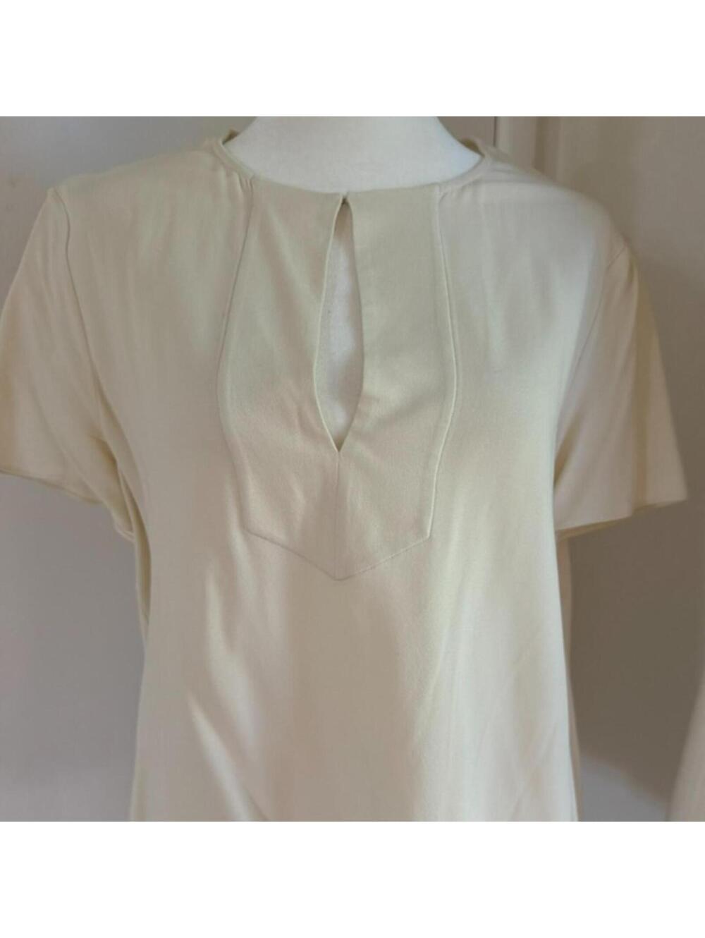 Jenni Kayne ivory silk keyhole blouse